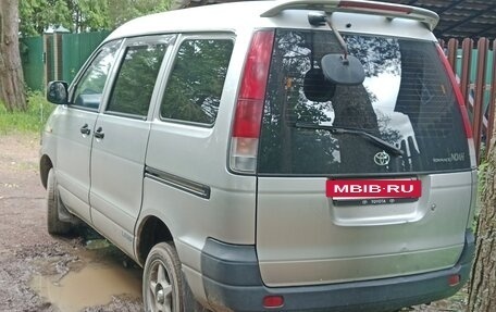 Toyota Lite Ace IV, 2002 год, 500 000 рублей, 3 фотография