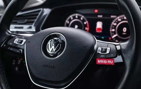 Volkswagen Tiguan II, 2018 год, 2 400 000 рублей, 16 фотография