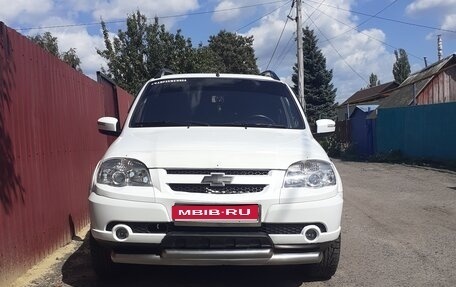 Chevrolet Niva I рестайлинг, 2014 год, 750 000 рублей, 1 фотография