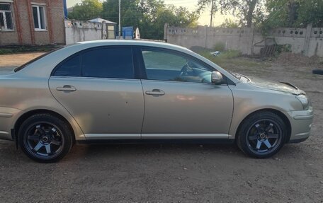 Toyota Avensis III рестайлинг, 2007 год, 900 000 рублей, 11 фотография