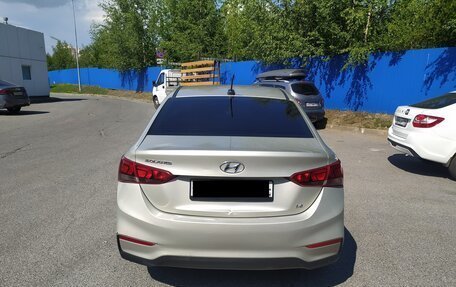 Hyundai Solaris II рестайлинг, 2019 год, 979 000 рублей, 3 фотография