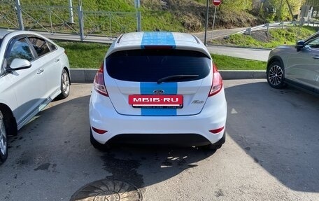 Ford Fiesta, 2016 год, 820 000 рублей, 9 фотография