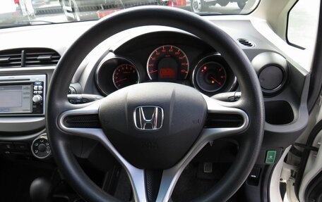 Honda Fit III, 2011 год, 900 000 рублей, 19 фотография