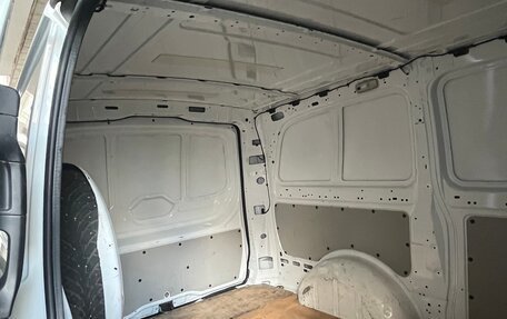 Mercedes-Benz Vito, 2016 год, 1 750 000 рублей, 17 фотография
