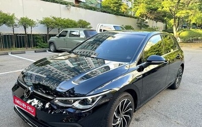 Volkswagen Golf VIII, 2022 год, 2 816 000 рублей, 1 фотография