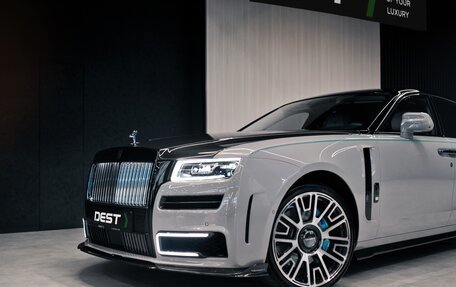 Rolls-Royce Ghost Series II рестайлинг, 2021 год, 48 000 000 рублей, 2 фотография