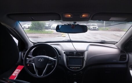 Hyundai Solaris II рестайлинг, 2012 год, 399 000 рублей, 9 фотография
