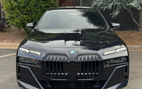 BMW 7 серия, 2022 год, 8 445 402 рублей, 2 фотография