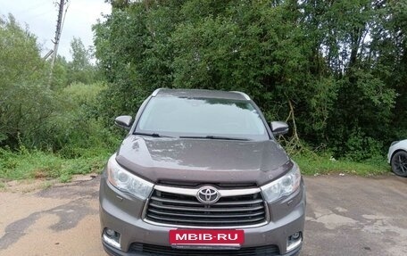 Toyota Highlander III, 2015 год, 3 450 000 рублей, 20 фотография