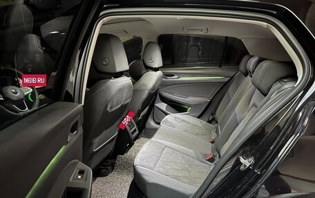 Volkswagen Golf VIII, 2022 год, 2 816 000 рублей, 6 фотография