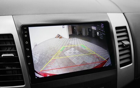 Mitsubishi Outlander III рестайлинг 3, 2010 год, 990 000 рублей, 9 фотография