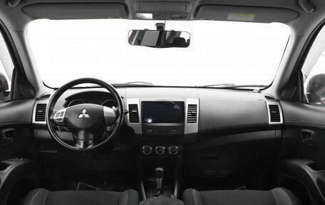 Mitsubishi Outlander III рестайлинг 3, 2010 год, 990 000 рублей, 12 фотография
