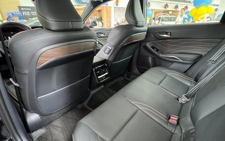 Toyota Avalon, 2025 год, 3 800 000 рублей, 3 фотография
