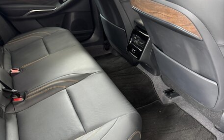 Toyota Avalon, 2025 год, 3 800 000 рублей, 5 фотография