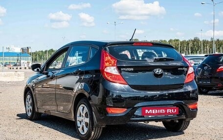 Hyundai Solaris II рестайлинг, 2011 год, 595 000 рублей, 4 фотография