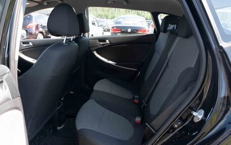 Hyundai Solaris II рестайлинг, 2011 год, 595 000 рублей, 10 фотография