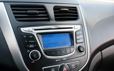 Hyundai Solaris II рестайлинг, 2011 год, 595 000 рублей, 20 фотография