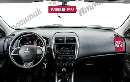 Mitsubishi ASX I рестайлинг, 2013 год, 1 100 000 рублей, 12 фотография