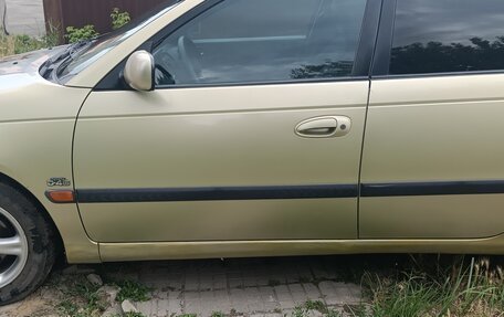 Toyota Avensis III рестайлинг, 2001 год, 300 000 рублей, 4 фотография