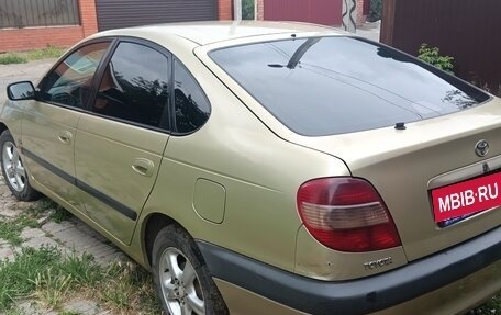 Toyota Avensis III рестайлинг, 2001 год, 300 000 рублей, 8 фотография
