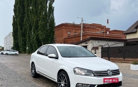 Volkswagen Passat B7, 2012 год, 950 000 рублей, 2 фотография