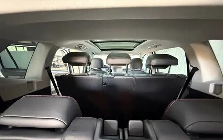 Volkswagen Tiguan II, 2022 год, 3 260 000 рублей, 12 фотография