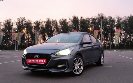 Hyundai Solaris II рестайлинг, 2018 год, 1 259 000 рублей, 8 фотография