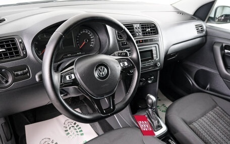 Volkswagen Polo VI (EU Market), 2018 год, 899 000 рублей, 9 фотография