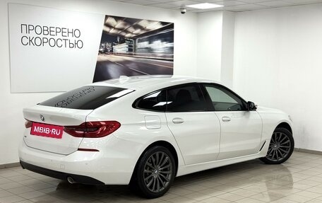 BMW 6 серия, 2018 год, 3 170 000 рублей, 17 фотография
