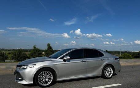 Toyota Camry, 2018 год, 2 790 000 рублей, 8 фотография