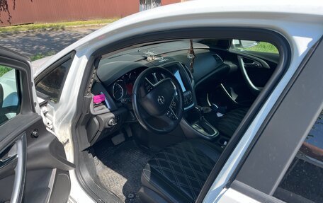 Opel Astra J, 2013 год, 950 000 рублей, 6 фотография