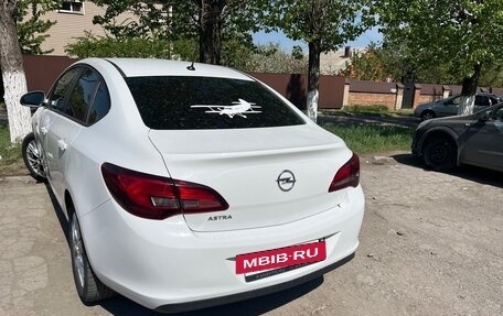 Opel Astra J, 2013 год, 950 000 рублей, 4 фотография