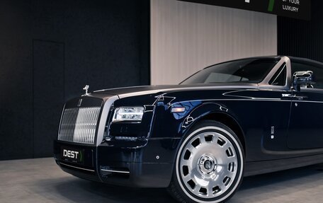 Rolls-Royce Phantom VII рестайлинг, 2014 год, 45 000 000 рублей, 3 фотография