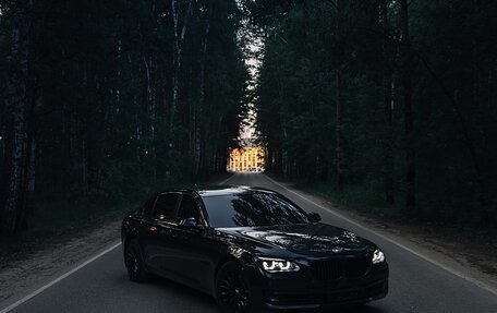 BMW 7 серия, 2015 год, 2 500 000 рублей, 1 фотография