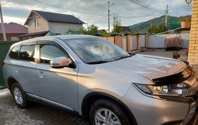 Mitsubishi Outlander III рестайлинг 3, 2020 год, 2 100 000 рублей, 1 фотография