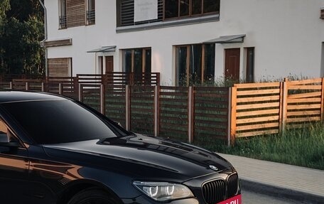 BMW 7 серия, 2015 год, 2 500 000 рублей, 20 фотография