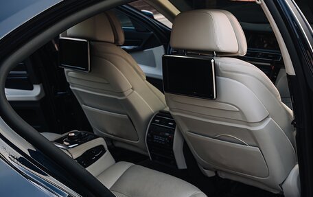 BMW 7 серия, 2015 год, 2 500 000 рублей, 27 фотография