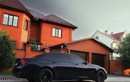 BMW 7 серия, 2015 год, 2 500 000 рублей, 25 фотография