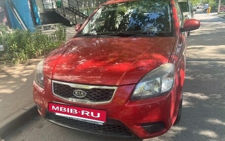 KIA Rio II, 2011 год, 560 000 рублей, 2 фотография