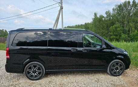 Mercedes-Benz V-Класс, 2018 год, 4 799 000 рублей, 2 фотография