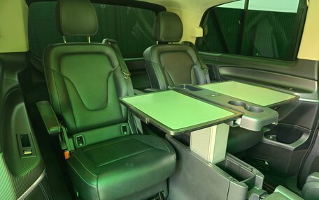Mercedes-Benz V-Класс, 2018 год, 4 799 000 рублей, 19 фотография