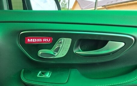 Mercedes-Benz V-Класс, 2018 год, 4 799 000 рублей, 23 фотография