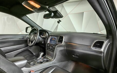 Jeep Grand Cherokee, 2017 год, 2 700 000 рублей, 10 фотография