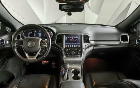 Jeep Grand Cherokee, 2017 год, 2 700 000 рублей, 11 фотография