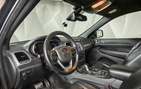 Jeep Grand Cherokee, 2017 год, 2 700 000 рублей, 15 фотография