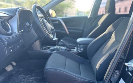 Toyota RAV4, 2018 год, 2 280 000 рублей, 16 фотография