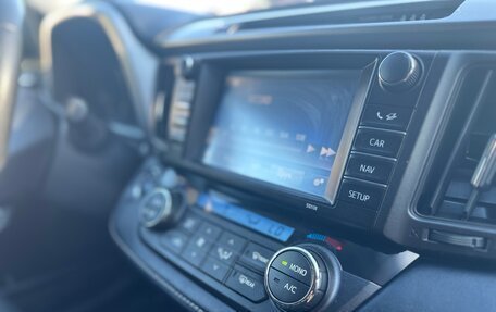 Toyota RAV4, 2018 год, 2 280 000 рублей, 23 фотография