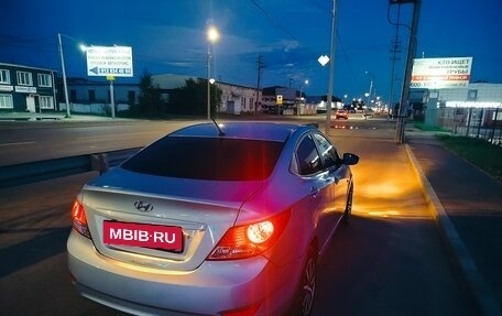 Hyundai Solaris II рестайлинг, 2011 год, 430 000 рублей, 10 фотография