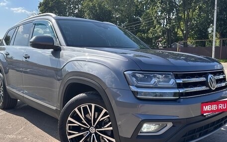 Volkswagen Teramont I, 2019 год, 3 950 000 рублей, 3 фотография