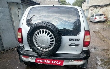 Chevrolet Niva I рестайлинг, 2006 год, 240 000 рублей, 4 фотография